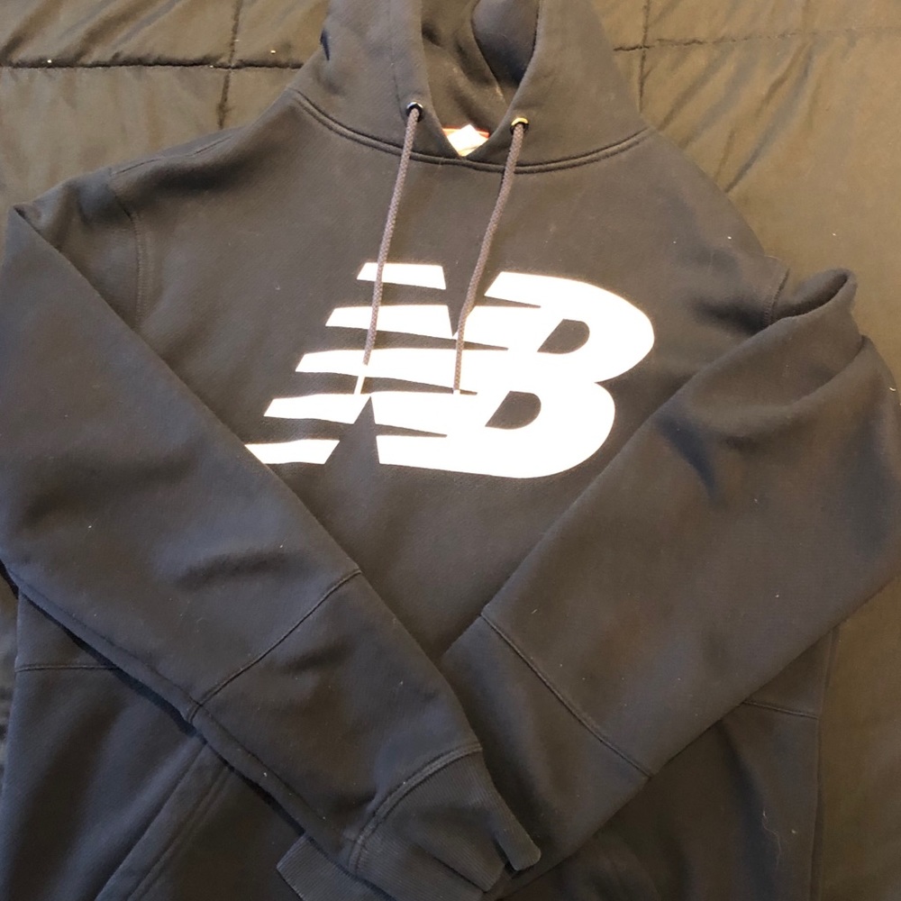 NEW BALANCE HOODIE